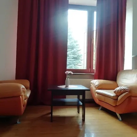 Pokoje Domino Хостел Люблин