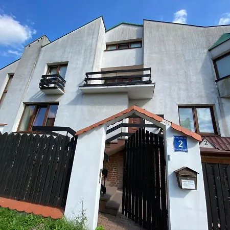 Хостел Pokoje Domino *